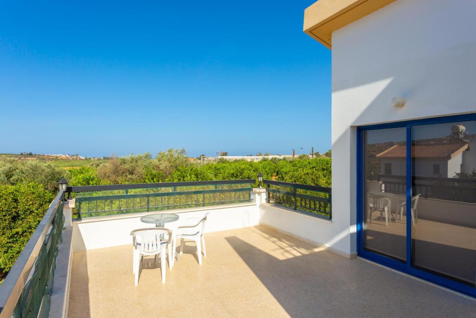 Villa Charoula Pente 파포스 외부 사진