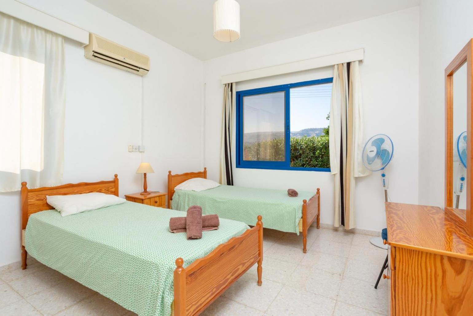 Villa Charoula Pente 파포스 외부 사진