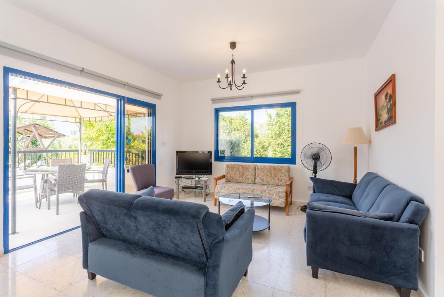 Villa Charoula Pente 파포스 외부 사진