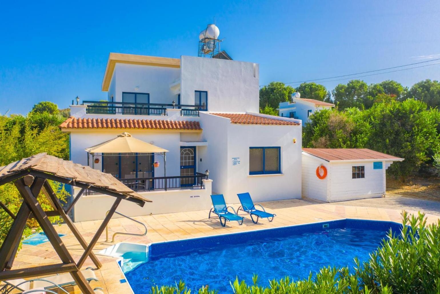 Villa Charoula Pente 파포스 외부 사진